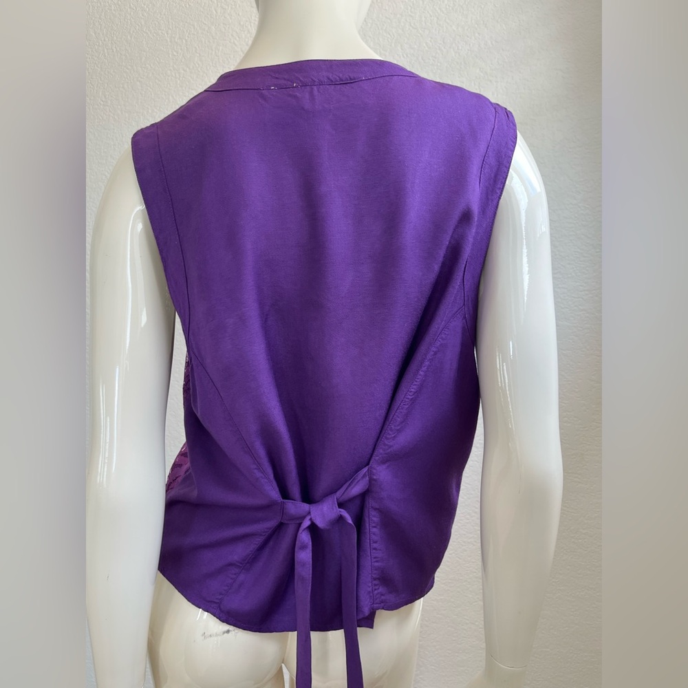 Purple Lace Button-Up Vest - Picture 3 of 4